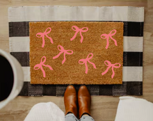 Load image into Gallery viewer, DIY doormat Workshop hosted by The Ivory Palm on 1.23.25
